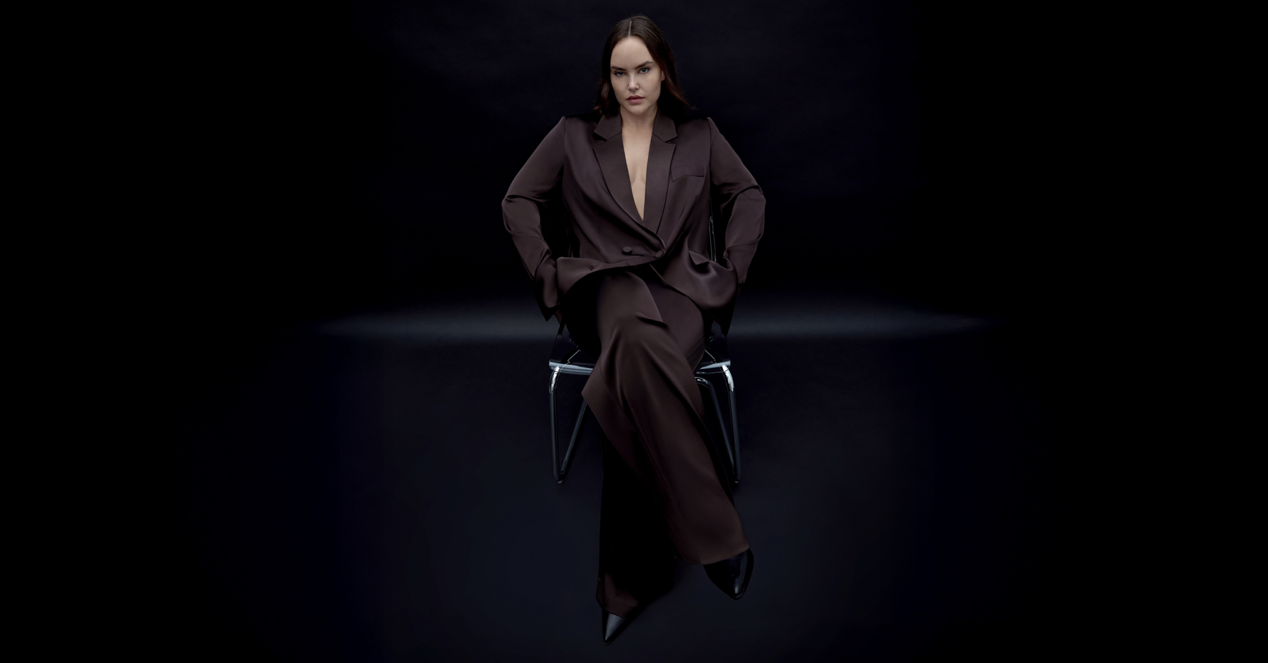 CCAU25AWBLACKSocial8_1_1_1_1_1_1