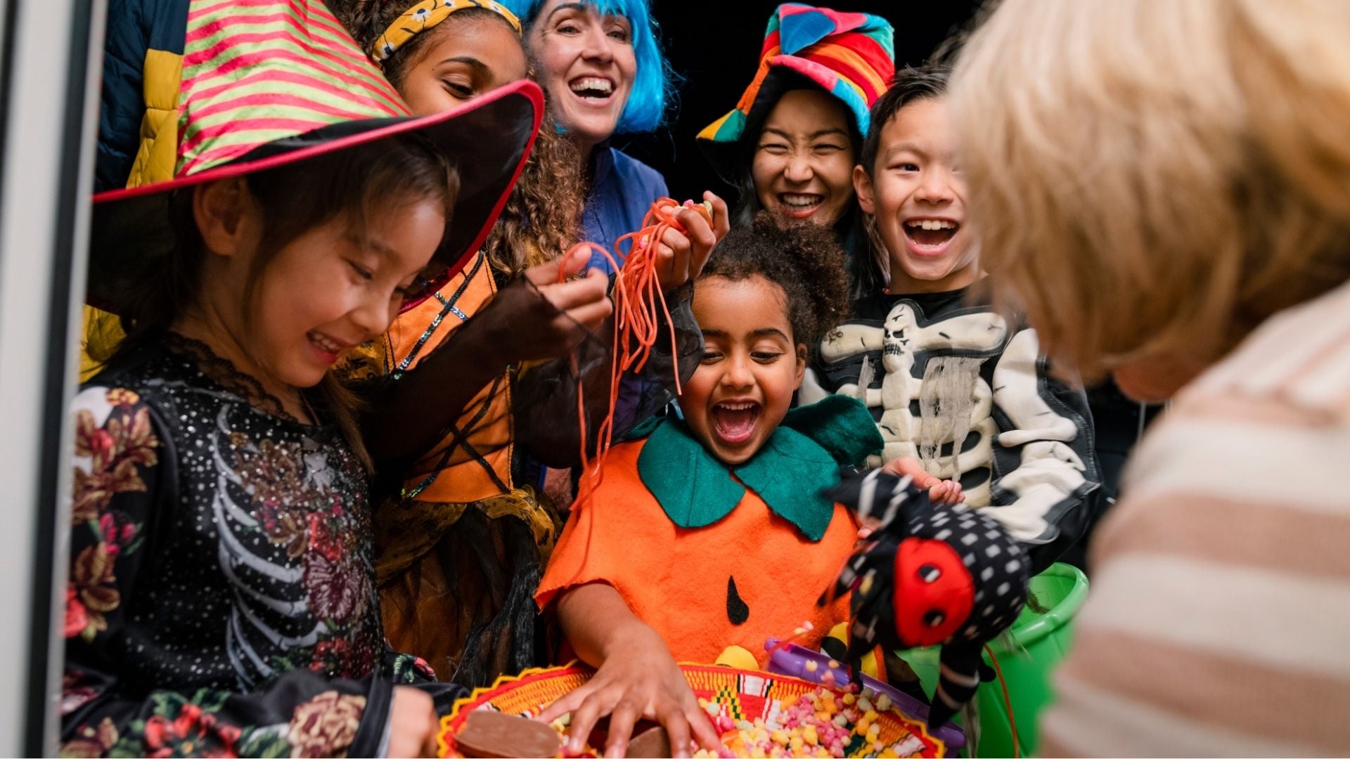 Spooky Craft & Play